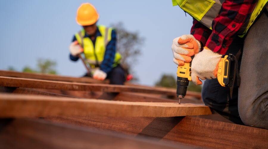 Professional residential roofers in Columbia, IL